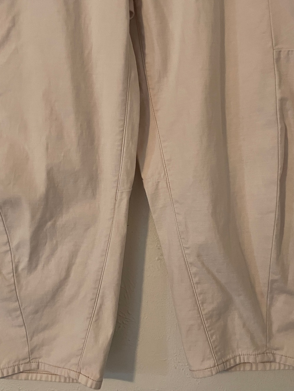 Pilcro Anthropologie Soft Barrel Leg Utility Chino Pants Ecru Crop 27 - Picture 3 of 10